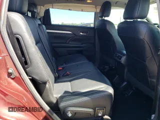2018 Toyota Highlander SE with VIN 5TDJZRFH1JS880264, listed as a Copart auction lot 57509965 with 93,064 mi miles and Salvage title. Bid and sale history available at DreamBid. Image 11.