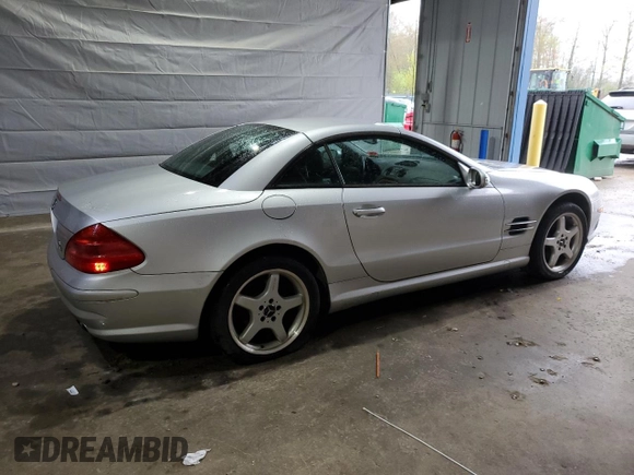 2003 Mercedes-Benz SL 500 z VIN WDBSK75FX3F061879, wystawiony jako Copart lot #55930265 z przebiegiem 117 824 mil mil oraz Tytuł czysty. Historia ofert i sprzedaży dostępna na DreamBid. Obrazek 3.