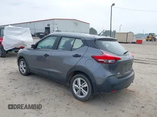 2019 Nissan Kicks SV with VIN 3N1CP5CU1KL534573, listed as a IAAI auction lot 39215072 with 55,489 mi miles. Bid and sale history available at carsss.com. Image 3.