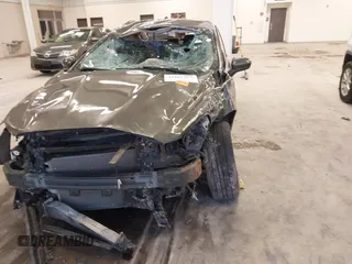 2019 Ford Fusion SE with VIN 3FA6P0HD0KR193692, listed as a IAAI auction lot 41081951 with Not Provided miles and . Bid and sale history available at carsss.com. Image 11.