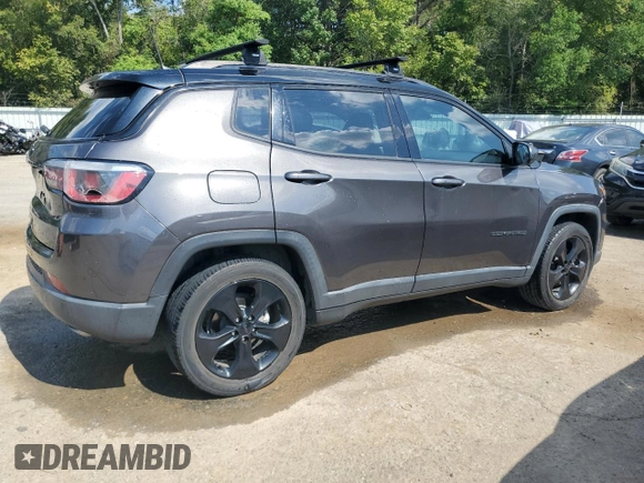 2018 Jeep Compass Altitude z VIN 3C4NJCBB1JT407722, wystawiony jako Copart lot #72270004 z przebiegiem 88 378 mil mil oraz Szkoda całkowita • Salvage title. Historia ofert i sprzedaży dostępna na DreamBid. Obrazek 3.