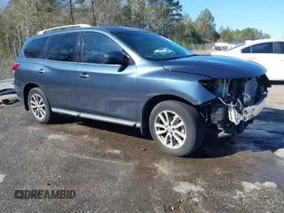 2016 Nissan Pathfinder S with VIN 5N1AR2MN2GC635186, listed as a IAAI auction lot 41786534 with 229,493 mi miles. Bid and sale history available at carsss.com. Image 1.
