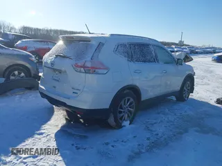 2014 Nissan Rogue S with VIN 5N1AT2MV1EC789435, listed as a IAAI auction lot 41595116 with 157,083 mi miles. Bid and sale history available at carsss.com. Image 4.