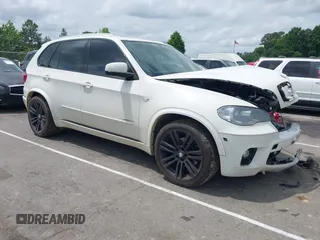 2012 BMW X5 35i z VIN 5UXZV4C55CL754164, wystawiony jako IAAI lot #42131605 z przebiegiem 147 177 mil mil oraz . Historia ofert i sprzedaży dostępna na DreamBid. Obrazek 1.