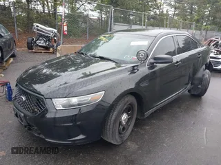 2015 Ford Police Interceptor с VIN 1FAHP2MK8FG154063, выставлен на аукционе IAAI как лот 39430358 с пробегом 97 337 миль миль и . История ставок и продаж доступна на DreamBid. Изображение 18.