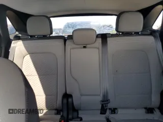 2022 Ford Escape SE с VIN 1FMCU0G64NUB89405, выставлен на аукционе Copart как лот 73887264 с пробегом Не указан миль и Списание • Salvage title. История ставок и продаж доступна на DreamBid. Изображение 10.