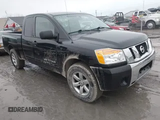 2008 Nissan Titan SE with VIN 1N6BA06A98N346260, listed as a IAAI auction lot 41511692 with 305,762 mi miles. Bid and sale history available at carsss.com. Image 1.