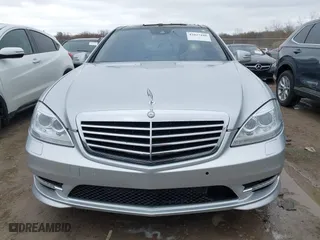 2012 Mercedes-Benz S-Class S 550 with VIN WDDNG7DB2CA456186, listed as a IAAI auction lot 42027448 with 76,997 mi miles. Bid and sale history available at carsss.com. Image 13.