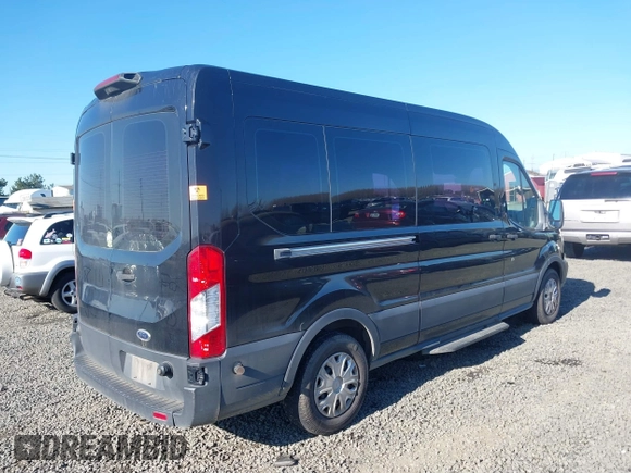 2019 Ford Transit Passenger XL with VIN 1FBAX2CM7KKA23457, listed as a IAAI auction lot 41691717 with 216,012 mi miles. Bid and sale history available at carsss.com. Image 4.