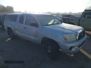 2007 Toyota Tacoma with VIN 5TETX22N87Z432956, listed as a IAAI auction lot 41361225 with 147,579 mi miles. Bid and sale history available at carsss.com. Image 1.