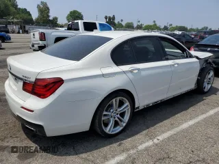 2013 BMW 7 Series 740i with VIN WBAYA6C5XDC995172, listed as a Copart auction lot 60288685 with 28,144 mi miles and Salvage title. Bid and sale history available at DreamBid. Image 3.
