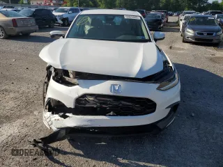 2023 Honda HR-V LX with VIN 3CZRZ2H38PM707744, listed as a Copart auction lot 60625805 with 82,874 mi miles and Salvage title. Bid and sale history available at DreamBid. Image 5.