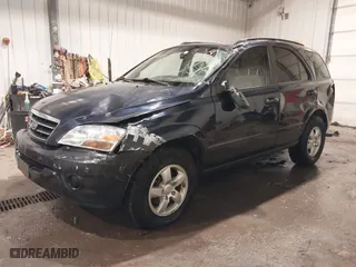 2008 Kia Sorento LX with VIN KNDJC735985791185, listed as a IAAI auction lot 41275825 with 168,067 mi miles. Bid and sale history available at carsss.com. Image 2.