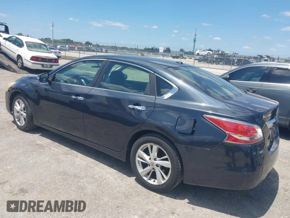 2014 Nissan Altima SV with VIN 1N4AL3AP2EC193417, listed as a IAAI auction lot 42041972 with 162,010 mi miles and . Bid and sale history available at DreamBid. Image 3.