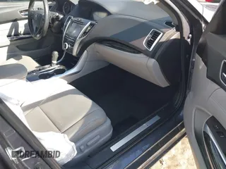 2018 Acura TLX z VIN 19UUB1F3XJA007392, wystawiony jako IAAI lot #41672613 z przebiegiem 73 101 mil mil oraz . Historia ofert i sprzedaży dostępna na DreamBid. Obrazek 5.
