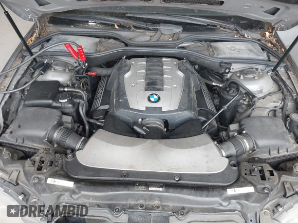2007 BMW 7 Series 750i with VIN WBAHL835X7DT08227, listed as a IAAI auction lot 42620623 with 177,516 mi miles and . Bid and sale history available at DreamBid. Image 10.