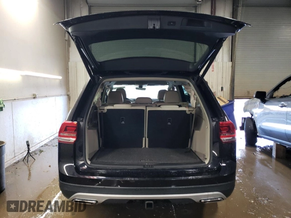 2019 Volkswagen Atlas SE z VIN 1V2UR2CA5KC509346, wystawiony jako Copart lot #47059215 z przebiegiem 54 556 mil mil oraz Szkoda całkowita • Salvage title. Historia ofert i sprzedaży dostępna na DreamBid. Obrazek 6.