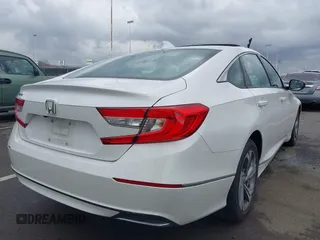 2018 Honda Accord EX-L z VIN 1HGCV1F52JA084570, wystawiony jako IAAI lot #41956686 z przebiegiem 87 683 mil mil oraz . Historia ofert i sprzedaży dostępna na DreamBid. Obrazek 4.