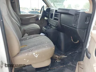 2012 Chevrolet Express Cargo с VIN 1GCWGFCA2C1121527, выставлен на аукционе IAAI как лот 42439536 с пробегом Не указан миль и . История ставок и продаж доступна на DreamBid. Изображение 5.