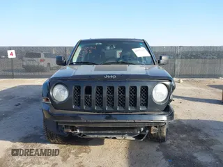 2017 Jeep Patriot Sport with VIN 1C4NJPBAXHD201751, listed as a IAAI auction lot 41572197 with 84,478 mi miles. Bid and sale history available at carsss.com. Image 12.