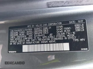 2018 Volvo XC90 Momentum with VIN YV4102PK3J1341909, listed as a IAAI auction lot 41992093 with 1 mi miles. Bid and sale history available at carsss.com. Image 9.