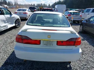 2000 Honda Accord EX with VIN 1HGCG1656YA060793, listed as a IAAI auction lot 41884449 with 232,519 mi miles and . Bid and sale history available at DreamBid. Image 16.
