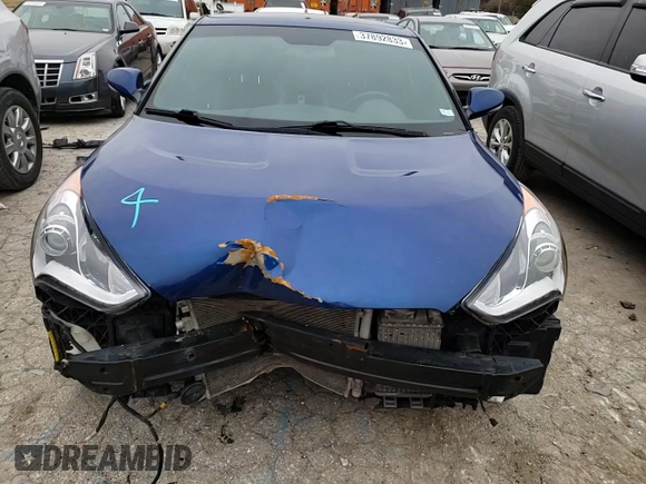 2016 Hyundai Veloster Turbo with VIN KMHTC6AE3GU276012, listed as a Copart auction lot 37892833 with 82,797 mi miles. Bid and sale history available at carsss.com. Image 11.
