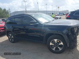 2024 Jeep Grand Cherokee with VIN 1C4RJYB6XRC181771, listed as a IAAI auction lot 42537639 with 39,056 mi miles and . Bid and sale history available at DreamBid. Image 14.