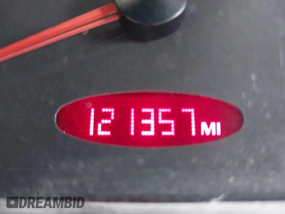 2009 Pontiac G6 1SA z VIN 1G2ZG57N094182729, wystawiony jako IAAI lot #42461541 z przebiegiem 121 357 mil mil oraz . Historia ofert i sprzedaży dostępna na DreamBid. Obrazek 15.