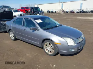 2007 Ford Fusion SEL with VIN 3FAHP08167R129971, listed as a IAAI auction lot 41745395 with 156,322 mi miles. Bid and sale history available at carsss.com. Image 1.