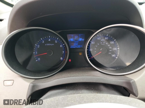 2011 Hyundai Tucson Limited with VIN KM8JUCAC8BU196358, listed as a Copart auction lot 51111975 with 200,439 mi miles and Salvage Title. Bid and sale history available at DreamBid. Image 9.