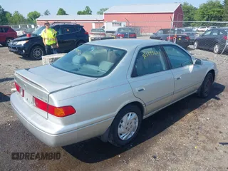 2000 Toyota Camry CE z VIN JT2BG22K6Y0433633, wystawiony jako IAAI lot #42409568 z przebiegiem 119 672 mil mil oraz . Historia ofert i sprzedaży dostępna na DreamBid. Obrazek 4.