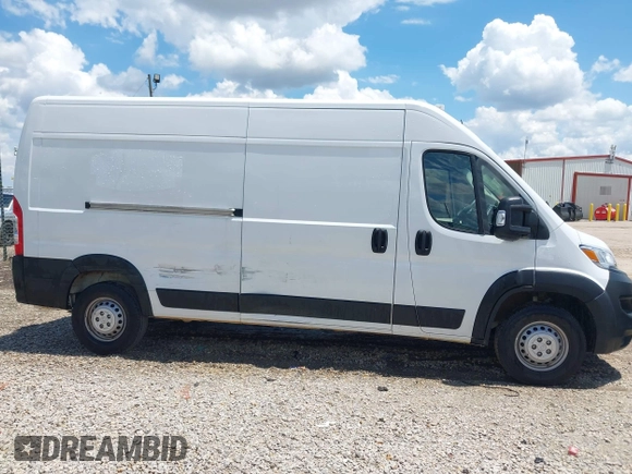 2024 Ram ProMaster Cargo Tradesman with VIN 3C6LRVDG0RE132209, listed as a IAAI auction lot 42216086 with 21,442 mi miles and . Bid and sale history available at DreamBid. Image 13.