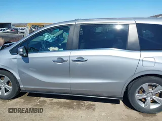 2018 Honda Odyssey EX-L with VIN 5FNRL6H71JB077112, listed as a IAAI auction lot 41721523 with 70,893 mi miles. Bid and sale history available at carsss.com. Image 14.