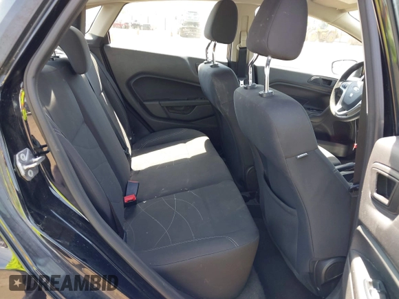 2019 Ford Fiesta SE with VIN 3FADP4BJ2KM165435, listed as a IAAI auction lot 42077508 with 118,784 mi miles. Bid and sale history available at carsss.com. Image 8.