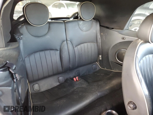 2011 MINI Convertible с VIN WMWZN3C59BTZ89481, выставлен на аукционе Copart как лот 66878275 с пробегом 161 303 миль миль и Чистый • Clean title. История ставок и продаж доступна на DreamBid. Изображение 10.