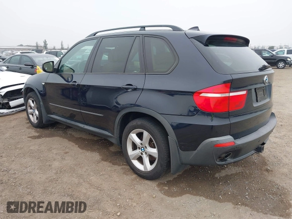 2010 BMW X5 35d with VIN 5UXFF0C53ALT76559, listed as a IAAI auction lot 40622982 with 134,821 mi miles. Bid and sale history available at carsss.com. Image 3.