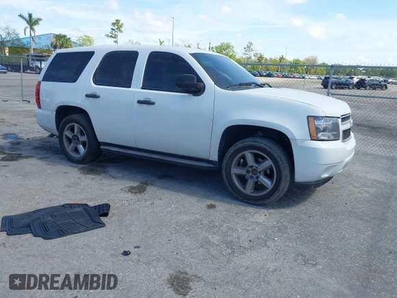 2009 Chevrolet Tahoe Police with VIN 1GNEC03099R267694, listed as a IAAI auction lot 41625587 with 141,918 mi miles and . Bid and sale history available at DreamBid. Image 1.