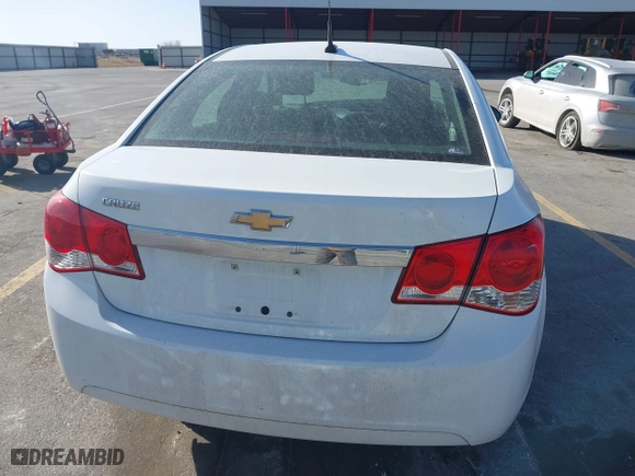 2013 Chevrolet Cruze LS with VIN 1G1PA5SH6D7313782, listed as a IAAI auction lot 41806417 with 104,373 mi miles. Bid and sale history available at carsss.com. Image 16.