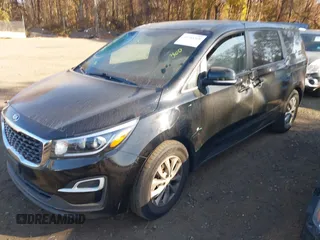 2019 Kia Sedona EX with VIN KNDMB5C16K6567116, listed as a IAAI auction lot 40785368 with 64,832 mi miles. Bid and sale history available at carsss.com. Image 6.