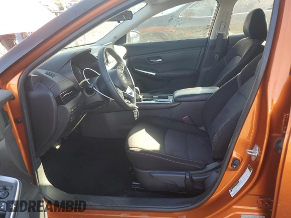 2020 Nissan Sentra SR with VIN 3N1AB8DV3LY261882, listed as a Copart auction lot 49199405 with 39,222 mi miles and Salvage Title. Bid and sale history available at DreamBid. Image 7.