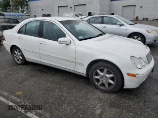 2001 Mercedes-Benz C 230/260/280/320 z VIN WDBRF61J71F094732, wystawiony jako Copart lot #50448475 z przebiegiem 39 911 mil mil oraz Czysty tytuł • Clean title. Historia ofert i sprzedaży dostępna na DreamBid. Obrazek 4.
