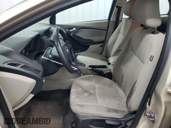 2018 Ford Focus SE z VIN 1FADP3F29JL265030, wystawiony jako Copart lot #54450665 z przebiegiem 152 165 mil mil oraz Czysty tytuł • Clean title. Historia ofert i sprzedaży dostępna na DreamBid. Obrazek 7.
