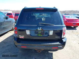 2007 Honda Pilot EX-L with VIN 5FNYF18787B029637, listed as a IAAI auction lot 41816373 with 305,036 mi miles. Bid and sale history available at carsss.com. Image 16.