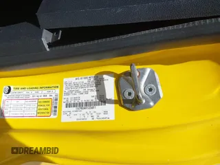 2015 Ford Mustang V6 с VIN 1FATP8EM4F5326811, выставлен на аукционе IAAI как лот 42469180 с пробегом 98 947 миль миль и . История ставок и продаж доступна на DreamBid. Изображение 9.