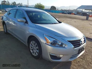 2013 Nissan Altima 2.5 SL with VIN 1N4AL3APXDN493984, listed as a IAAI auction lot 41979824 with 139,343 mi miles. Bid and sale history available at carsss.com. Image 1.