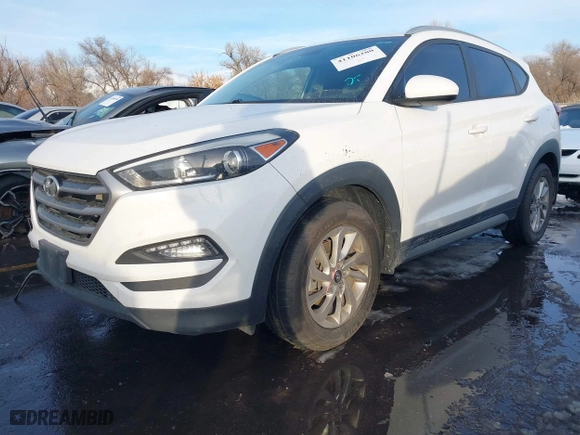 2017 Hyundai Tucson SE Plus with VIN KM8J33A44HU352769, listed as a IAAI auction lot 41106280 with 117,809 mi miles. Bid and sale history available at carsss.com. Image 17.