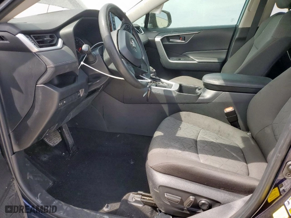 2022 Toyota RAV4 XLE with VIN 2T3W1RFV3NW209301, listed as a Copart auction lot 50494545 with 28,940 mi miles and Salvage Title. Bid and sale history available at carsss.com. Image 7.