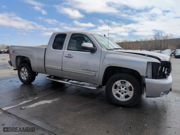 2007 Chevrolet Silverado 1500 LTZ with VIN 1GCEK19077Z643024, listed as a Copart auction lot 52526455 with 122,460 mi miles and Salvage Title. Bid and sale history available at carsss.com. Image 4.