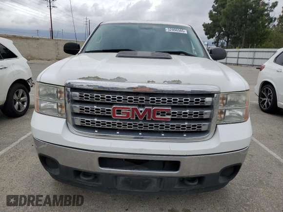 2012 GMC Sierra 1500 with VIN 1GT210EG2CZ210143, listed as a Copart auction lot 52996565 with 179,488 mi miles and Clean Title. Bid and sale history available at DreamBid. Image 5.